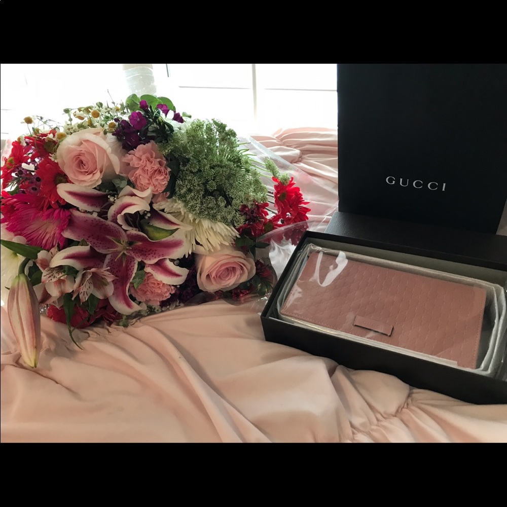 Pink Gucci Crossbody Bag *Authentic*